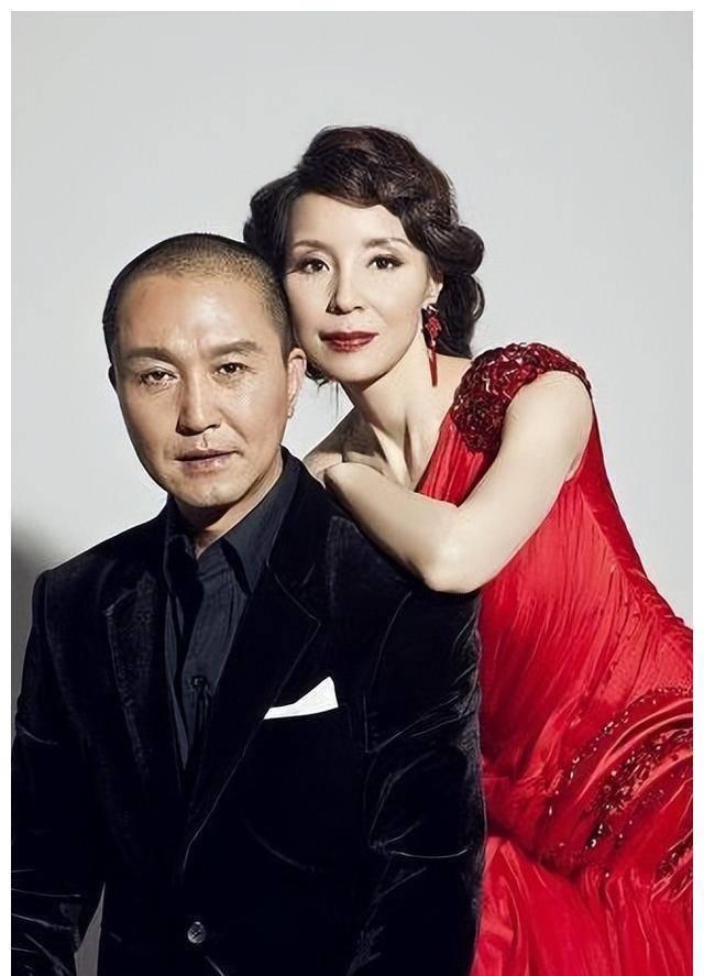 吴刚:一路好好走!再无“李达康”,宠妻粑耳朵,生活甜蜜蜜