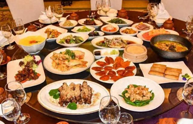 广东菜为什么上不了国宴？国宴八大热菜，你吃过哪几道？