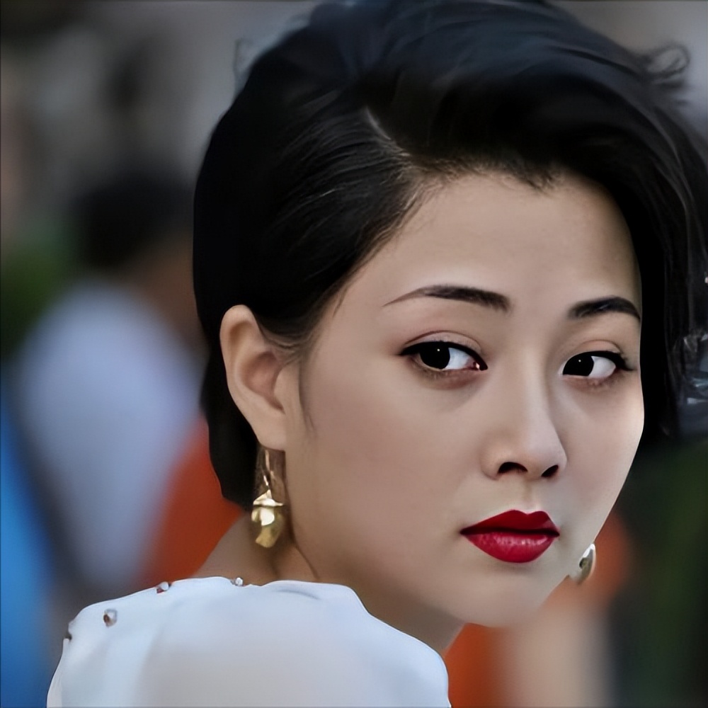 殷桃败光观众缘:孙俪的忠告与影视圈的警示