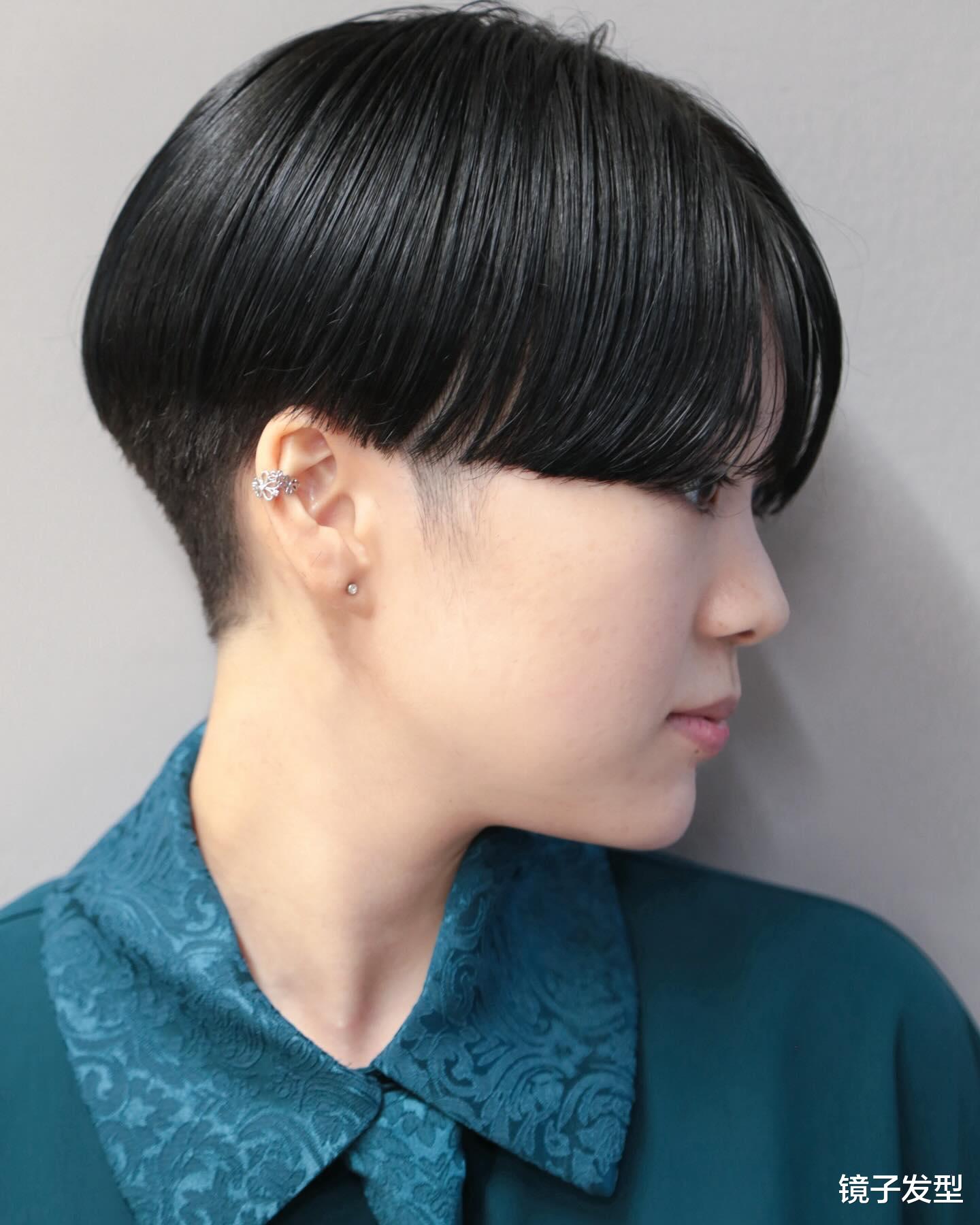 女士推边短发：利落显年轻，时尚新潮流