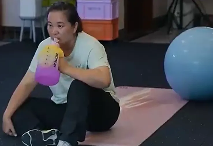 “给我一个亿,我也能减100斤”,这种人,你要离他远点