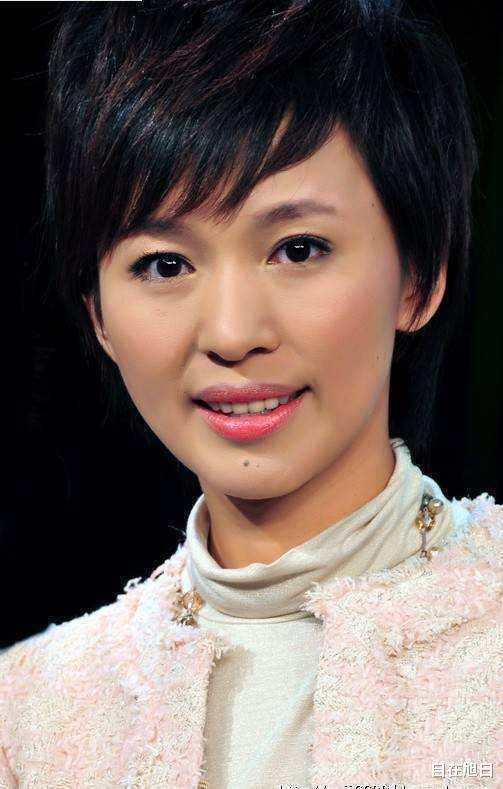 她是“最美国脸”欧阳夏丹,从央视辞职后,嫁给富豪,被排挤了