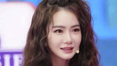 戚薇分享的国宝级洗发水，用完可5天不洗头，袁咏仪：我用3年了