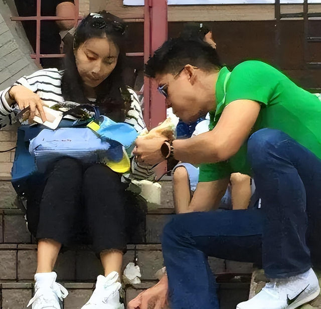 霍震霆约郭晶晶吃饭被拒!却满脸骄傲:她说没时间,天天都很忙