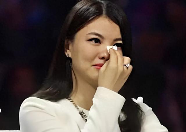 事实证明,47岁身家5000亿的李湘,已走上了演员的“另一条大道”