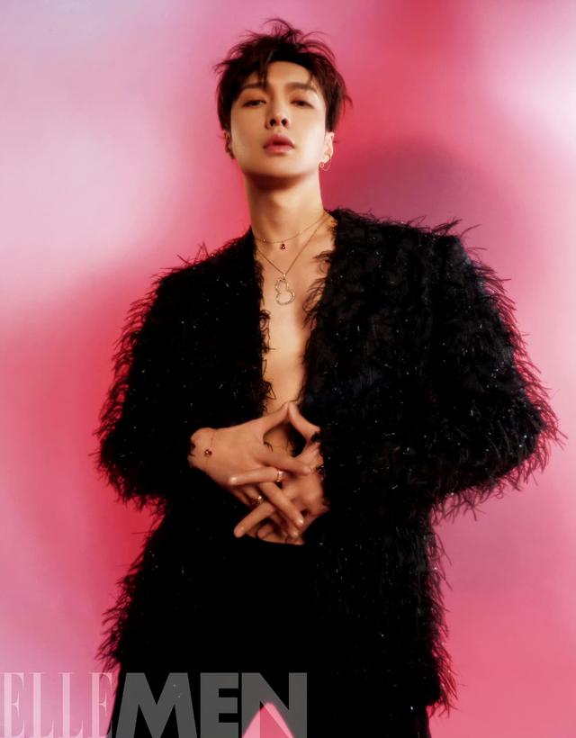 金九封面大PK：肖战成唯一女刊男封面，迪丽热巴未发刊已斩获金牌