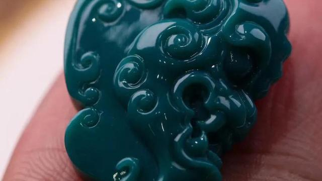 为何风靡一时的绿松石，近年来不受大家的青睐
