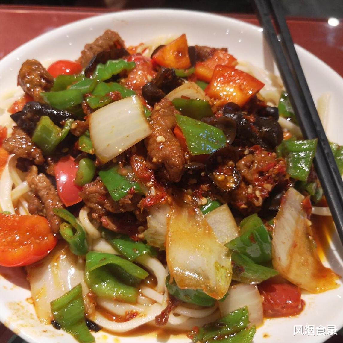 中国,哪里的景点美食最多?这10个地方上榜,价优,味美,不坑人