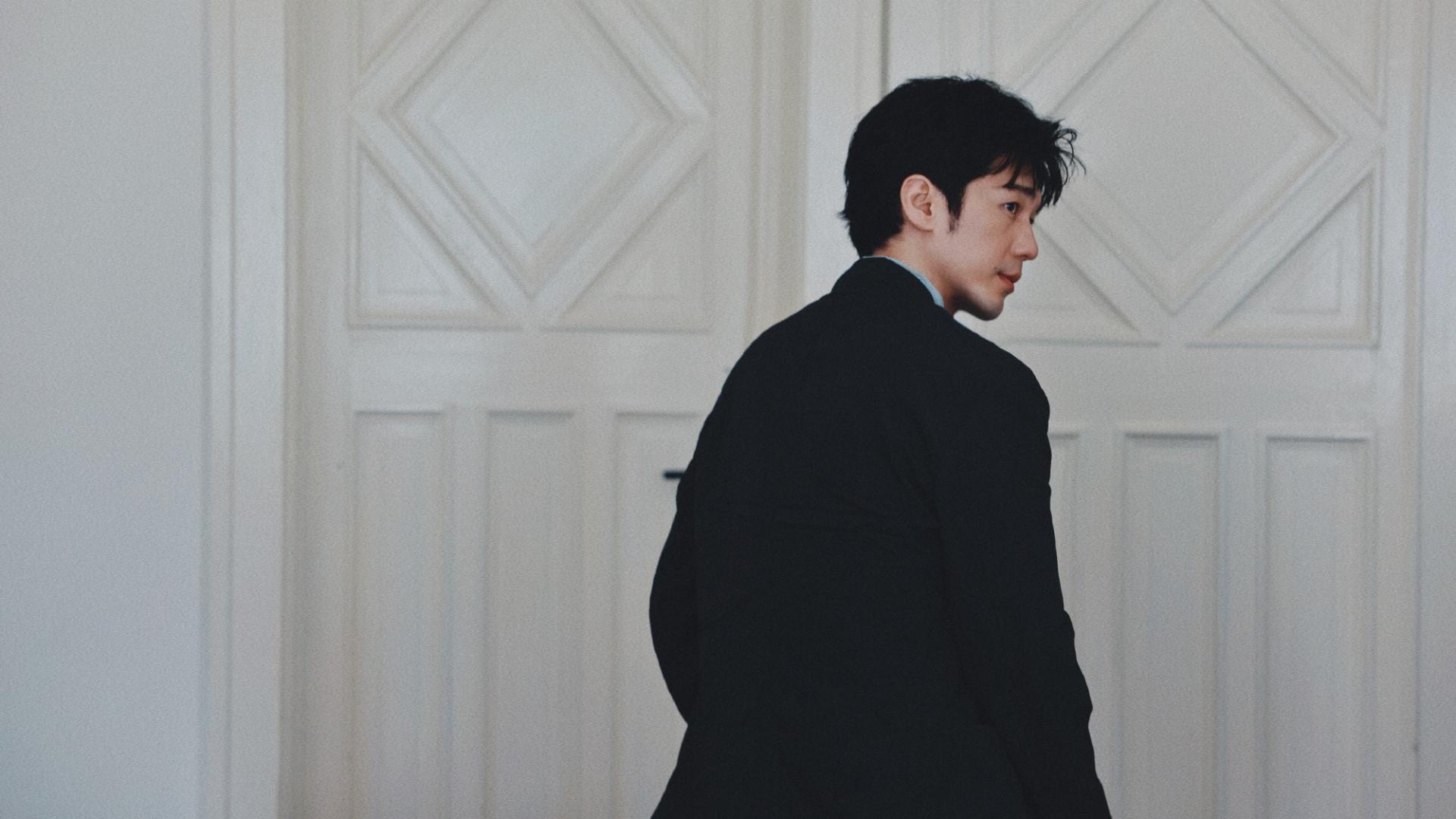 《前途无量》央八开播，主演都是实力派，都市职场剧又有天花板