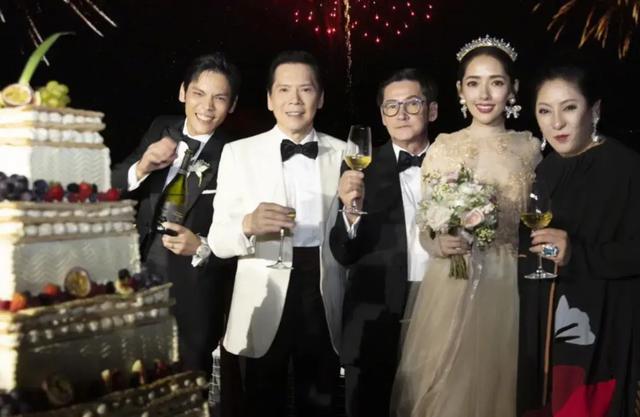 郭碧婷真的太能忍了 网友:她在向家拿的每一分钱都是精神损失费