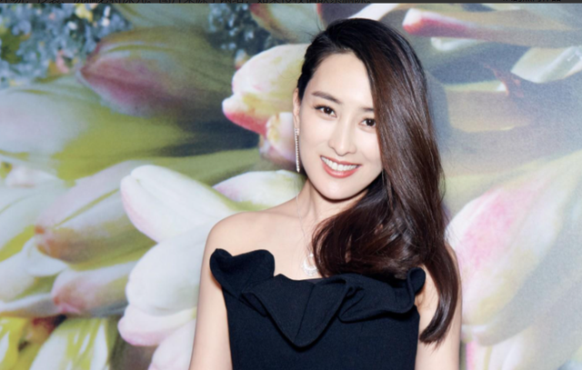 娱乐圈的三个“女海王”,堪称“人间尤物”,玩的一个比一个花!