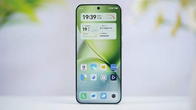 vivo太拼了，发布仅两个月再创历史新低，天玑9400+100倍变焦