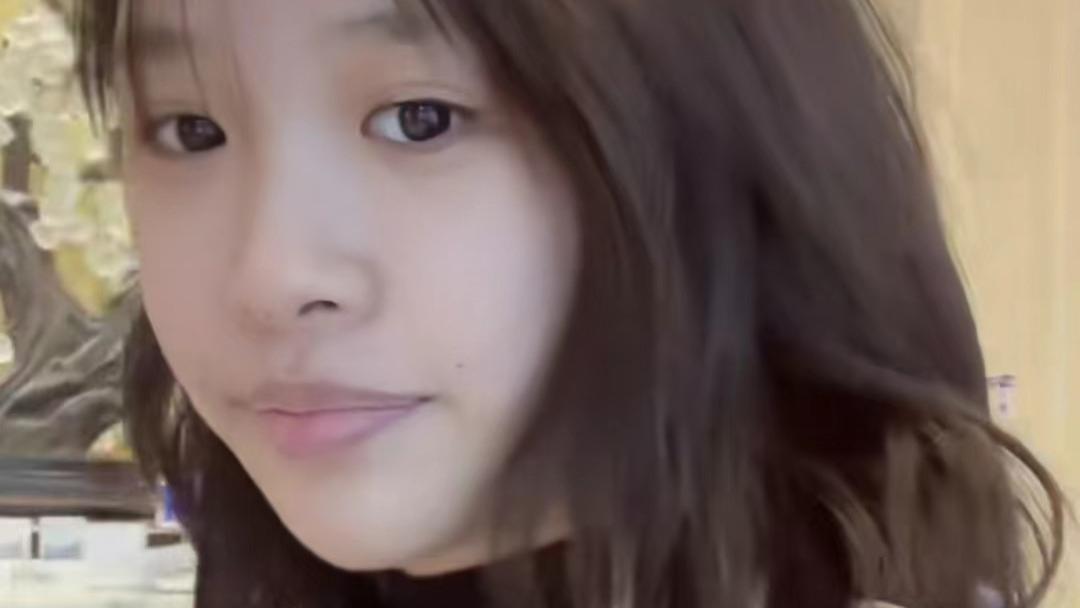 三只羊解除红绿灯的小黄，告别小杨哥！直播说道：师父不要我了