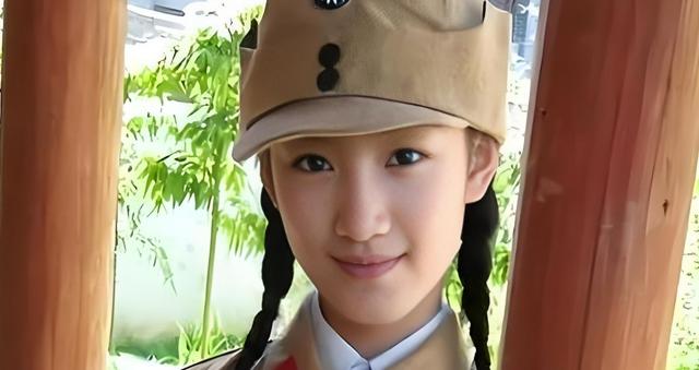 她13岁考上了上戏，却因整容陷入风波，最终凭借演技再次回归