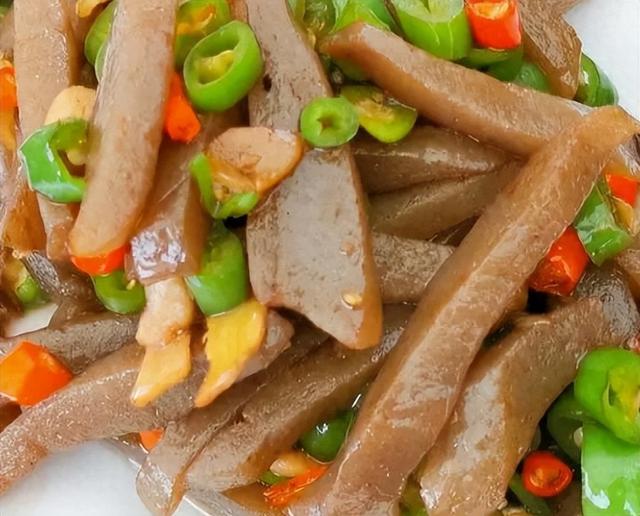 年过50岁,豆腐魔芋不能碰?医生:不想去医院就忌口,后果严重!