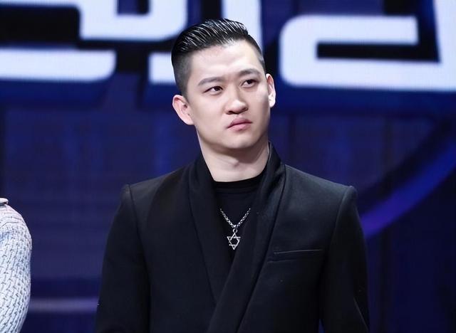 离婚5年后,抛妻弃子的曹云金翻身大火,唐菀带娃隔空秀恩爱