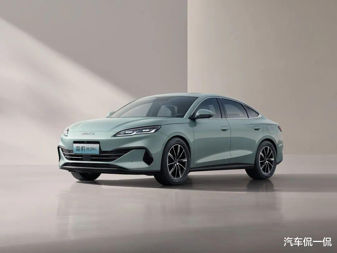 不足10万的中型车，7.5秒提速，油耗2.9L，7月热销2.5万辆