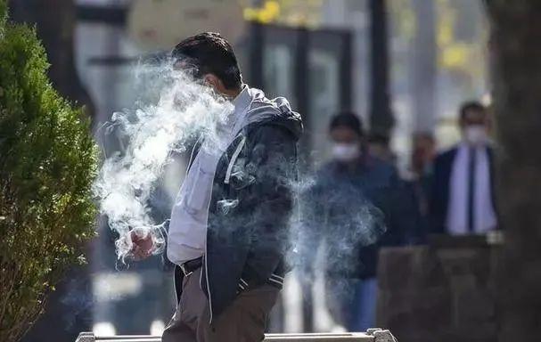 男子抽烟26年,肺脏依旧红润,内科主任坦言:6个习惯,值得借鉴