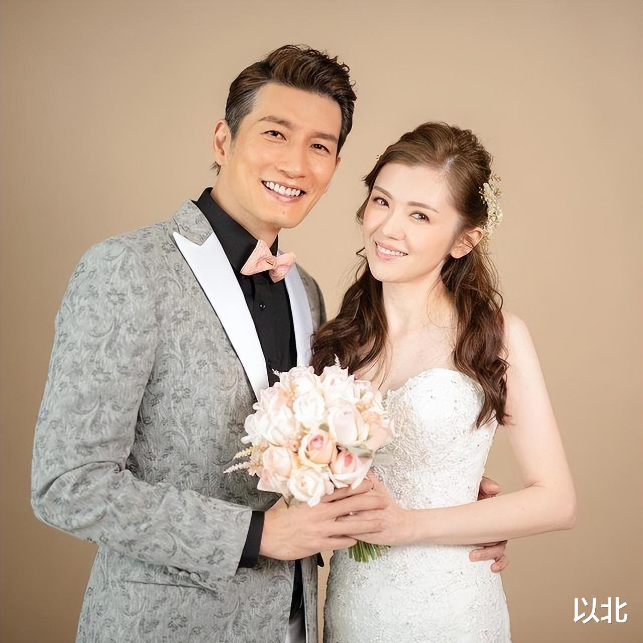 他身高1.88是亚视三雄之一，曾获赞最有台型，夫妻皆面嫩保养有招