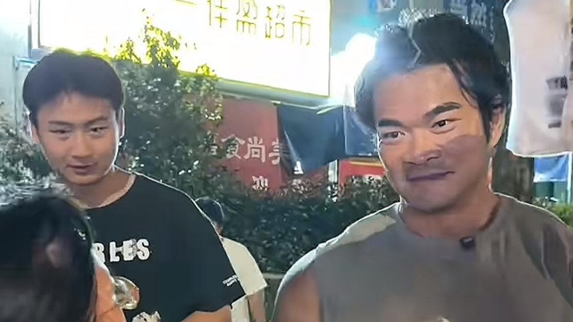 网红李维刚晒年终总结！兽面人心演绎的淋漓尽致，已涨粉300多万