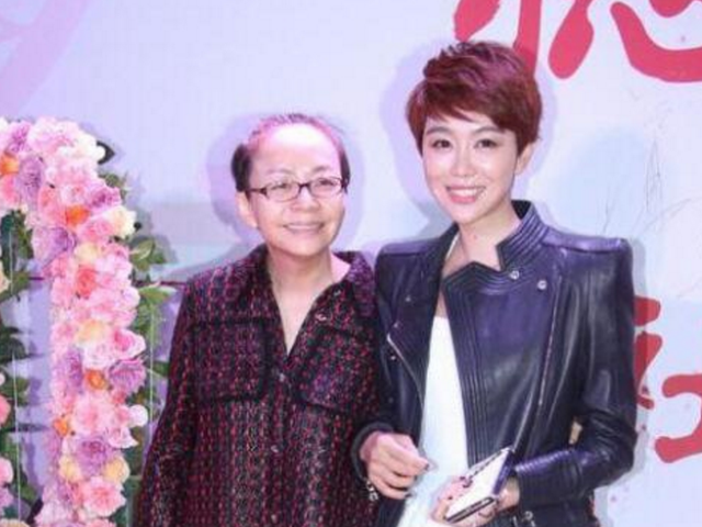 笑不活了,姜妍恋情曝光上热搜,我却笑死在吉吉国王刘冠麟评论区