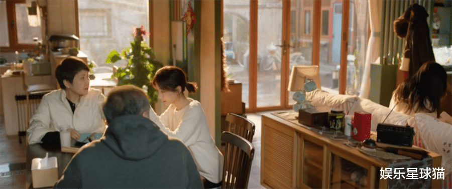 刘亦菲用“38万的耳环”,让观众看清国产剧假穷人有多离谱!