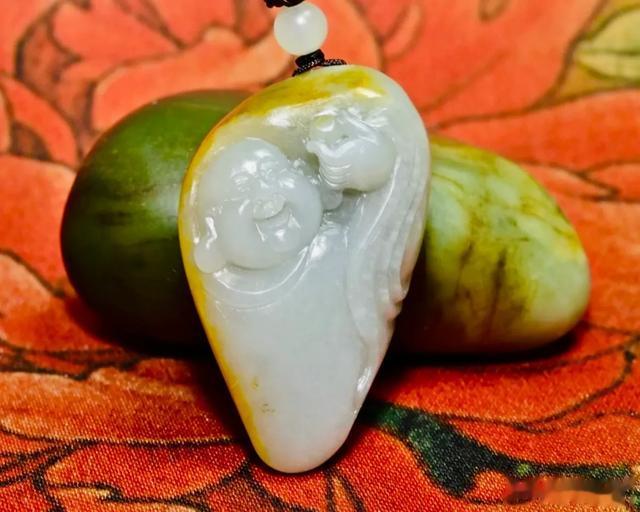 一文不值的垃圾玉种！九种不如不买的和田玉“砖头料”！