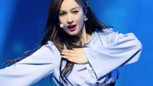 主持人吴昕：公布与男友郑凯的恋爱，如今的她事业有成，生活幸福