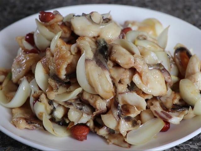 它是肺部“大救星”，春天要常吃它，炒一炒鲜甜可口，润肺又清燥