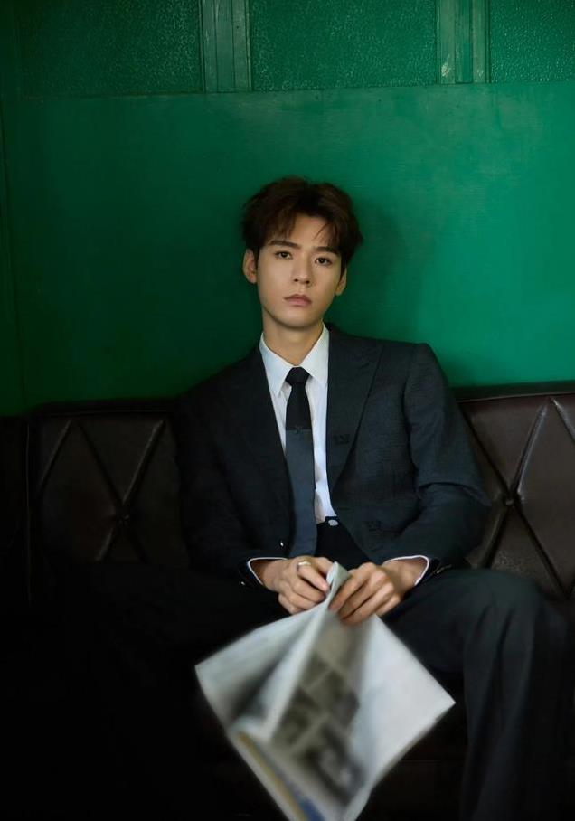 12月7日一夜,美男洗牌,杨洋登顶,黄景瑜10成毅9王一博3肖战第2