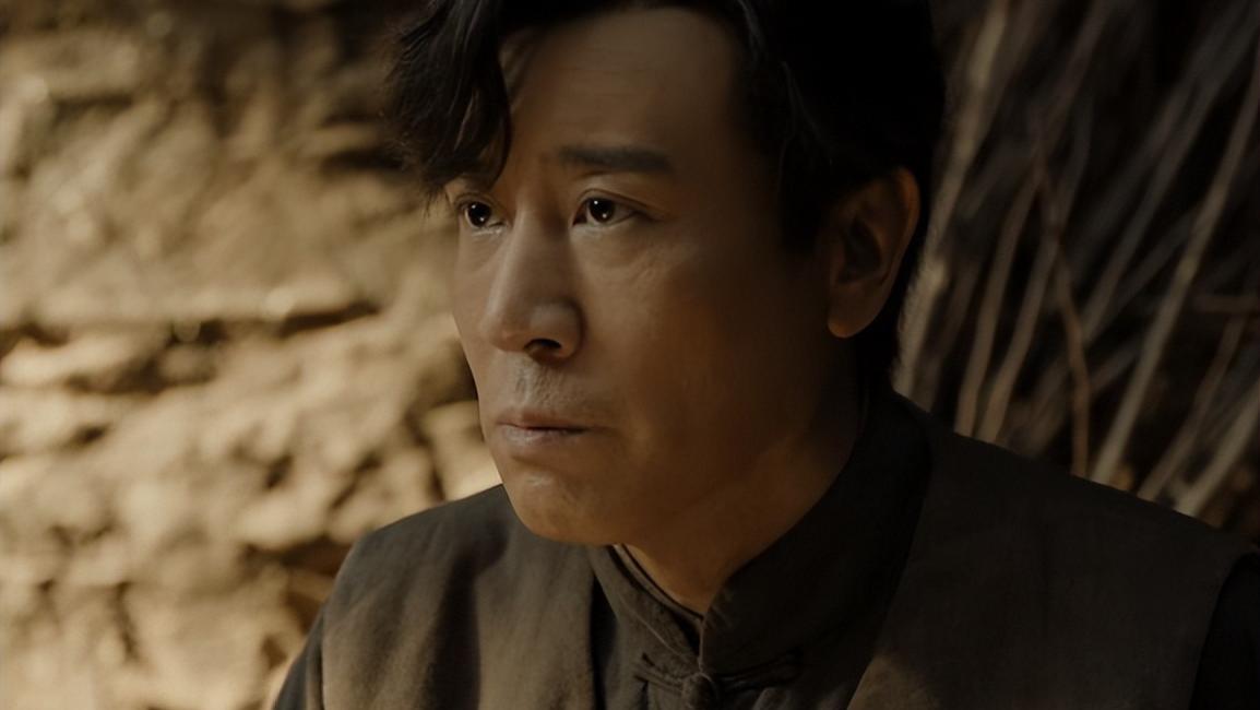 才播 2 集，收视率破 2，终于有让我熬夜狂追的央视历史剧了