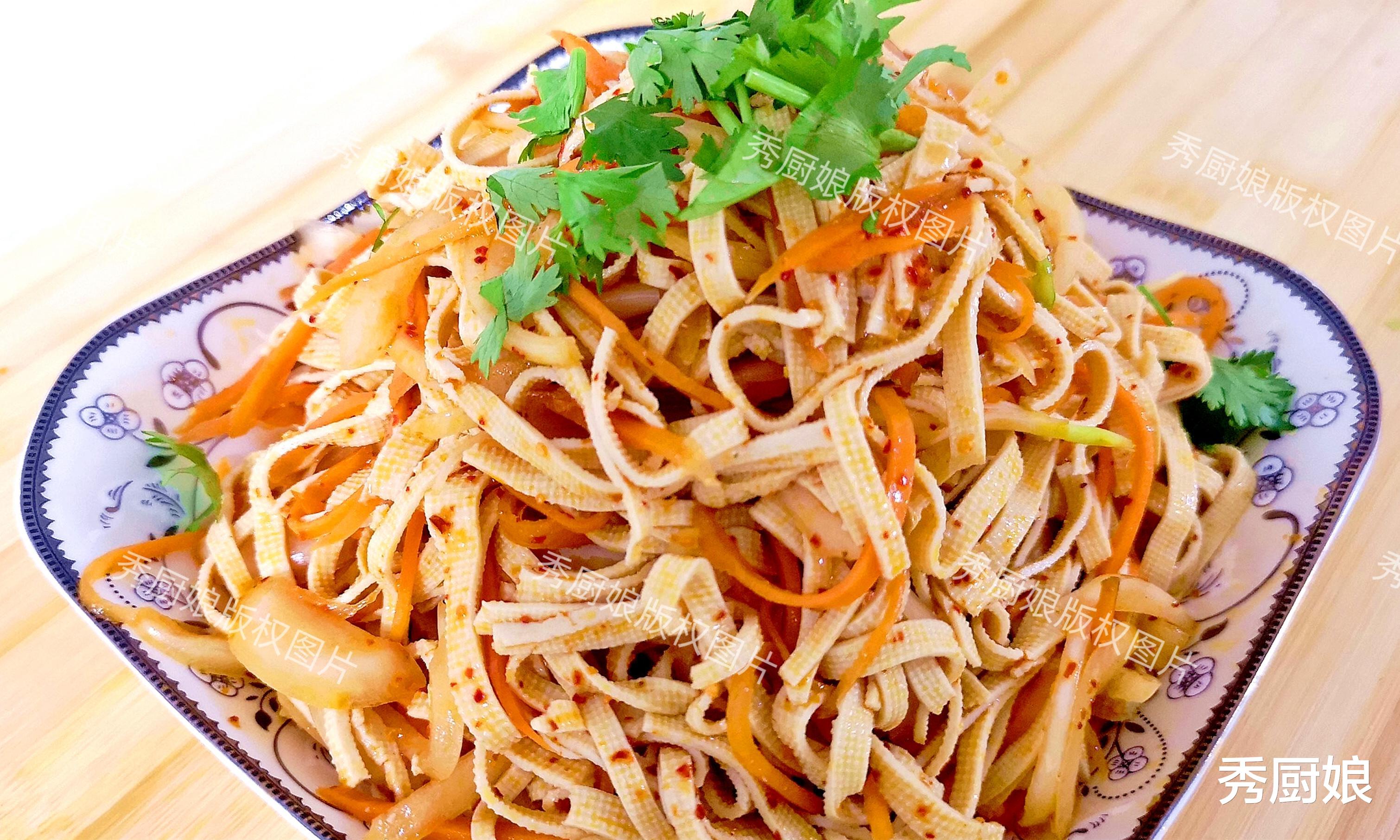 三伏天，少吃鸡鸭鱼肉，多吃它，蛋白质含量极高，3元就做一大盘