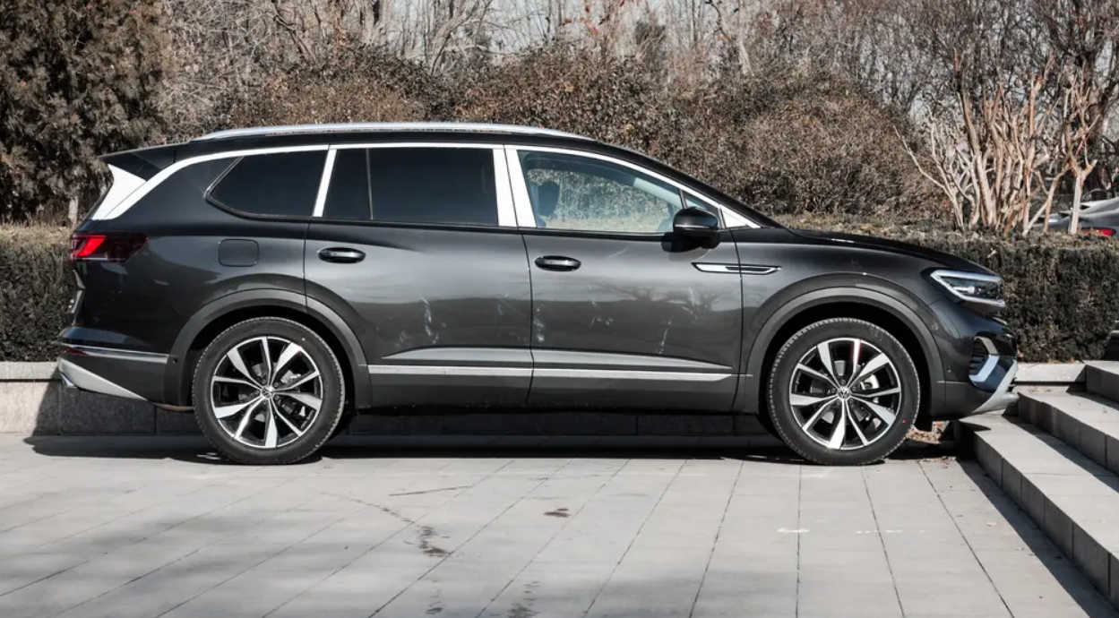 22万元买中大型SUV？大众揽境性价比屠榜，汉兰达都甘拜下风！
