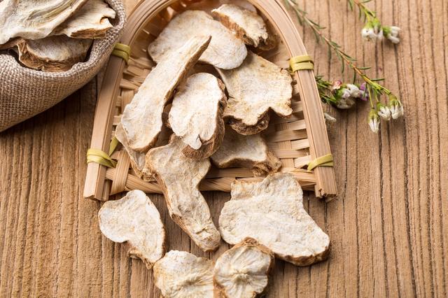 2味中药，可以钻到骨头缝里，将痰湿、结节、肌瘤清得干干净净