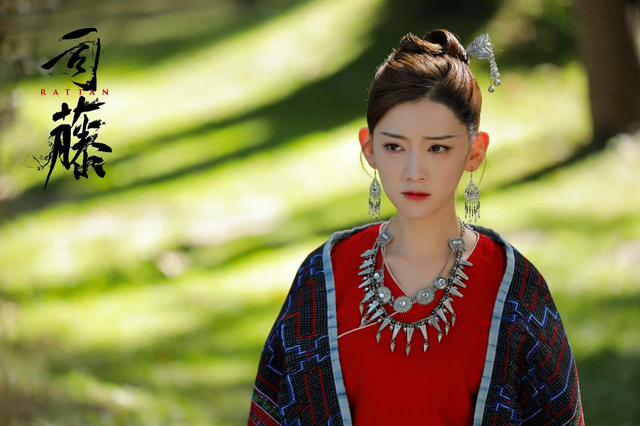 过气女星也开始拍短剧，曝日薪两万，尝到甜头后一部接一部的演