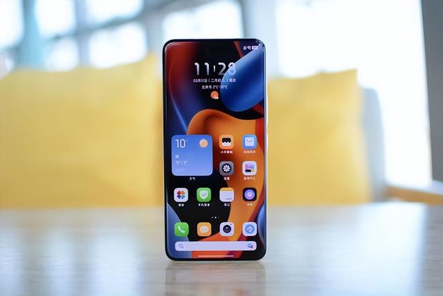 仅2499！最被低估的小米Pro顶配拍照手机：徕卡三摄+小骁龙8 Gen3