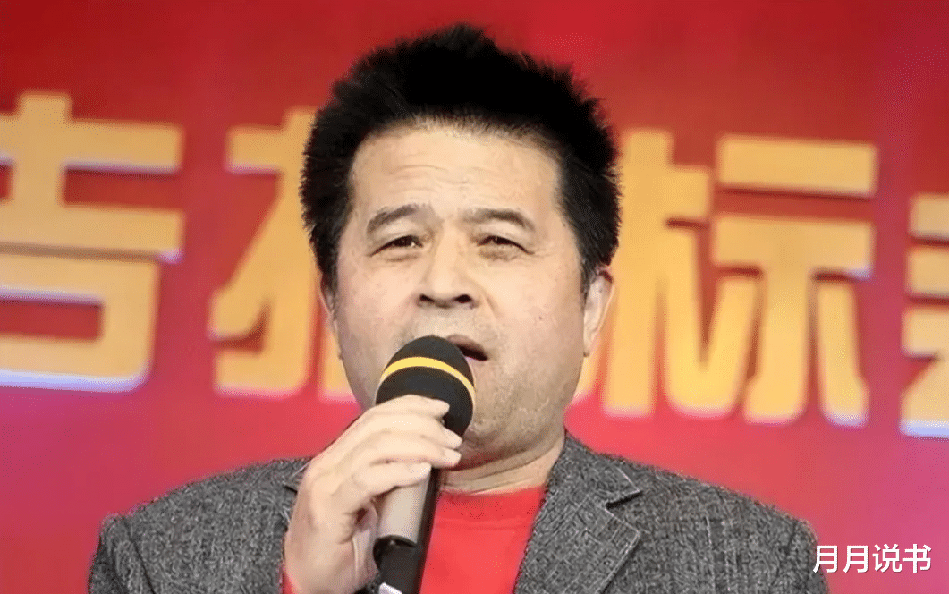 曝65岁毕福剑老来得子，好友草帽姐出言证实，如今忙着接商演赚钱