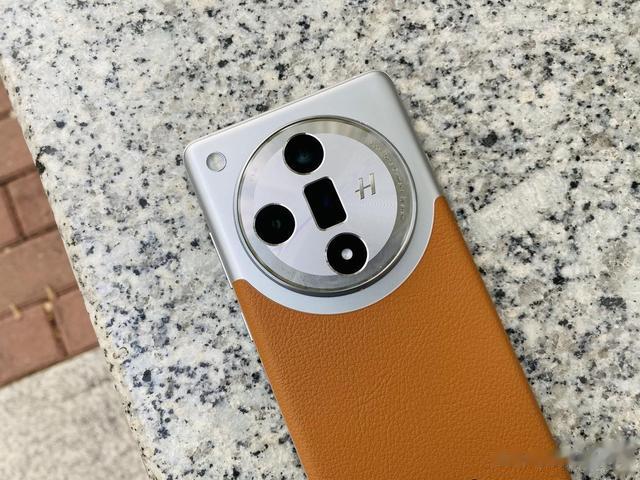 换手机选这三款准没错,这3款有顶级性能配置,价格降至冰点