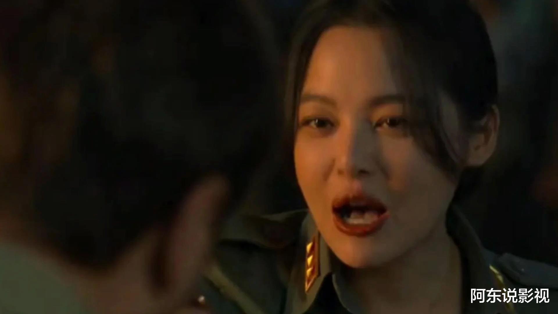 好家伙!当辛芷蕾扮演的特工一登场,扯下多少扮演女特工演员的脸