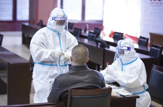 55岁男子夜间突发脑溢血！提醒：脑溢血来临前，常有3个“预警”