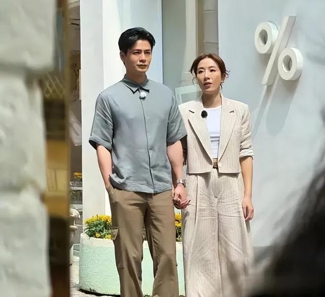 还记得杨怡的女儿小珍珠吗?也太可爱了!