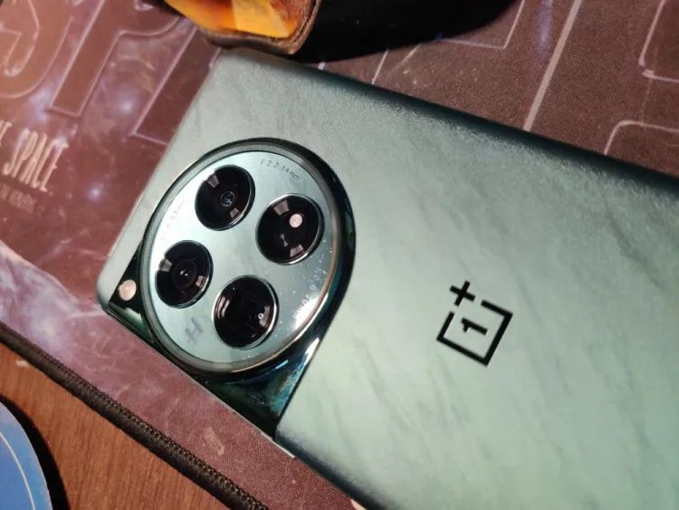 發(fā)布三個(gè)月跌至2899元，驍龍8Gen3帶6100mAH大電池，還有百瓦閃充