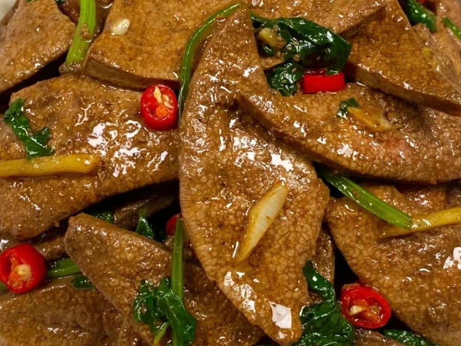 家常菜|周末聚餐，分享八道家常菜，荤素搭配有菜有汤，家人爱吃待客有面