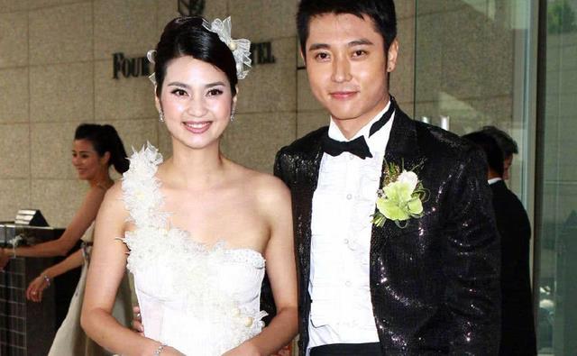 娶“老女人”的5位男星,一个比一个长得帅,是真爱还是另有所图