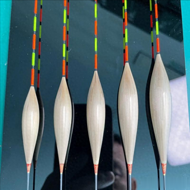 浮漂材质怎么选?这两种材质超好用,还便宜,非常适合野钓使用