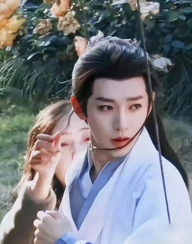 邓为新剧演大冤种，史上首个按斤卖男主诞生