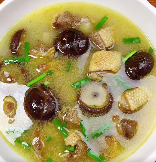 七月，有钱没钱，平常要多喝这汤，营养易消化，迎接三伏天