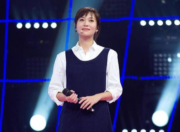 5位老牌明星移居国外现状，入美籍、嫁老外、开豪车，生活太滋润