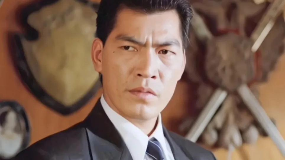 再也见不到的香港电影“十大恶人”，有人英年早逝，有人自毁前程