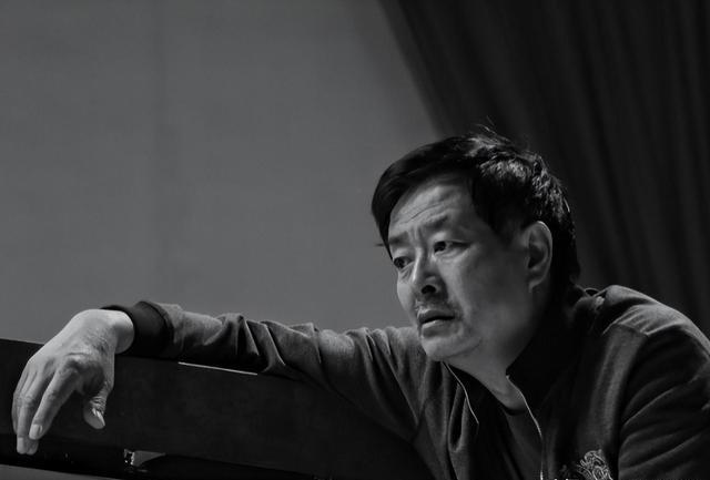 没片约、被抛弃、遭封杀，这5位老戏骨的消失，是娱乐圈的悲哀